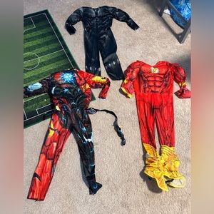 3 used super hero costumes boys
